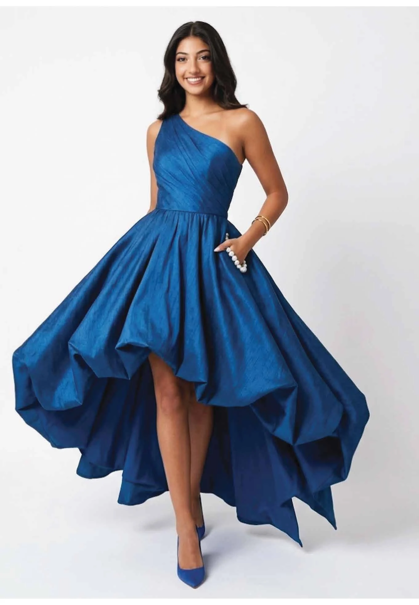 Diagonal Asymmetric Dress